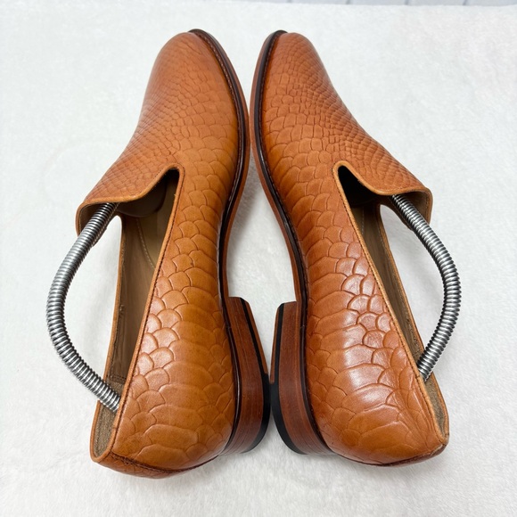 Rawls Elegant MURANO EMBOSSED LOAFER TAN
LeatherTextured Loafers Size UK 9 US 10 main image 12